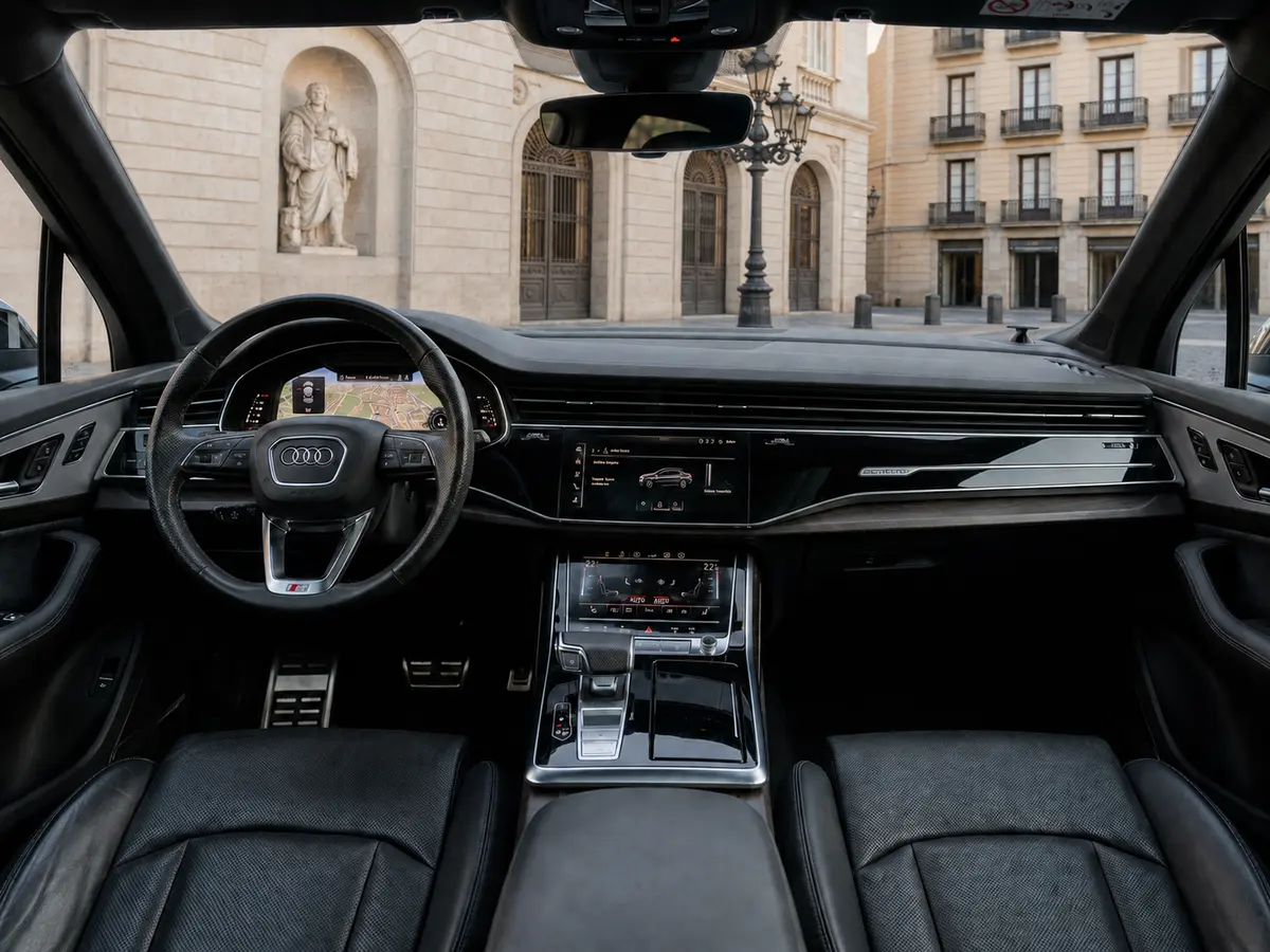 Audi SQ7 7seater 2023, interior — Rome Luxury Car Rental, Rome. The Audi SQ7 pairs 530 hp with seven seats, a rare combination in this segment and one…