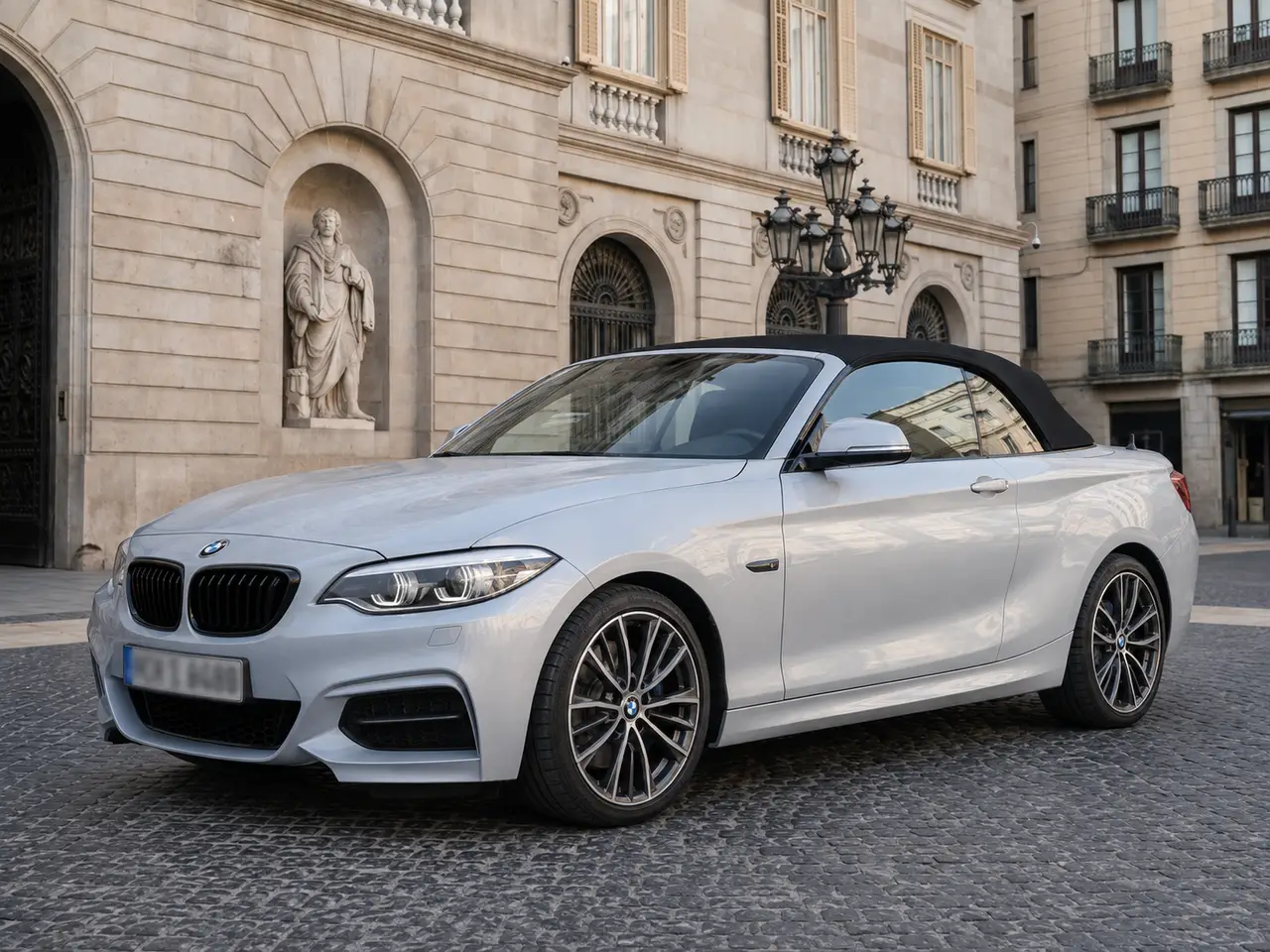 BMW 430i Cabrio 2023 — Rome Luxury Car Rental, Roma. La BMW 430i Cabrio 2023 è un'auto pensata per chi vuole vivere Roma con il tetto…