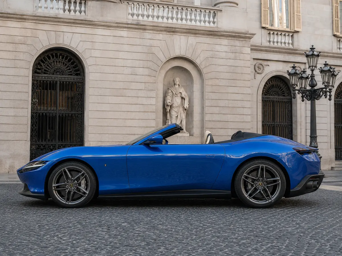 Ferrari Roma 2025, esterno — Rome Luxury Car Rental, Roma. La Ferrari Roma 2025 è una coupé sportiva a 4 posti da 620 cavalli, pensata per chi cerca…