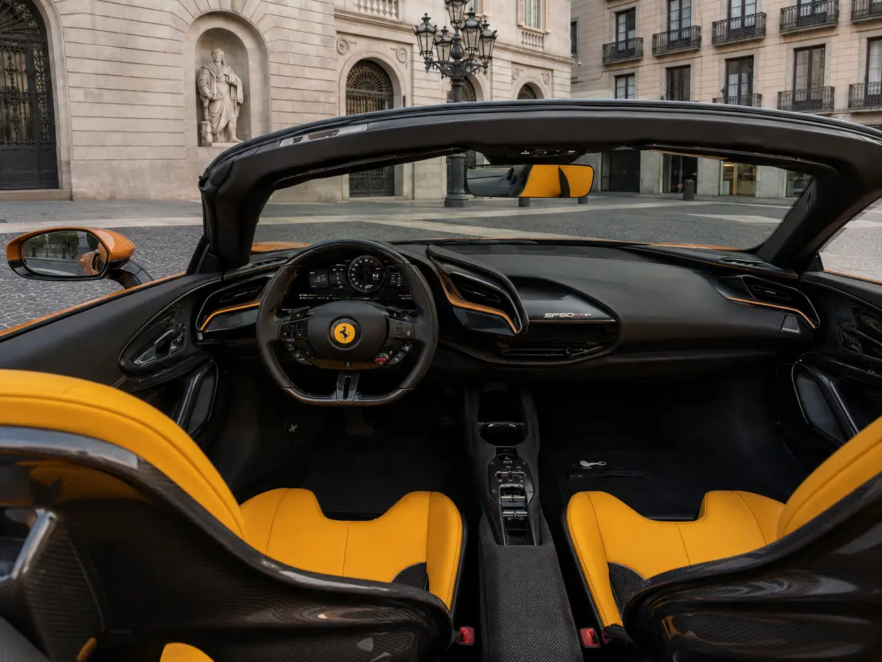 Ferrari SF90 Spider Tailor Made 2025, interni — Rome Luxury Car Rental, Roma. La Ferrari SF90 Spider Tailor Made è una due posti da 986 CV, una configurazione ibrida…