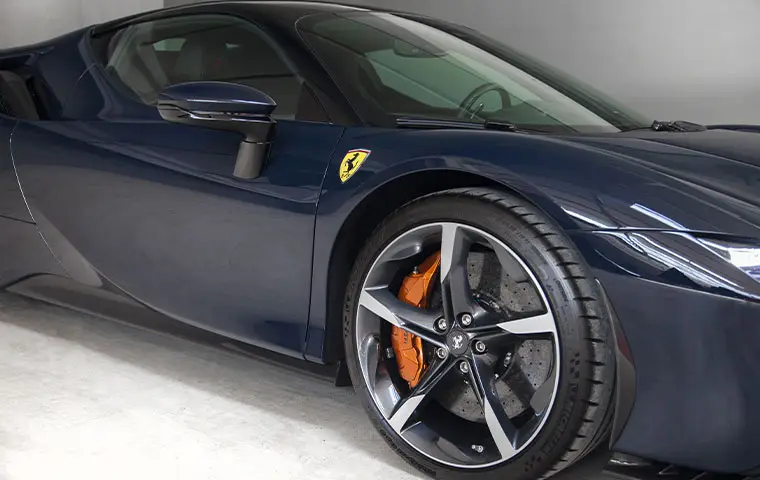 Ferrari SF90 Stradale 2025, esterno — Rome Luxury Car Rental, Roma. La Ferrari SF90 Stradale che proponiamo a Roma non è un'auto per tutti i giorni: due…