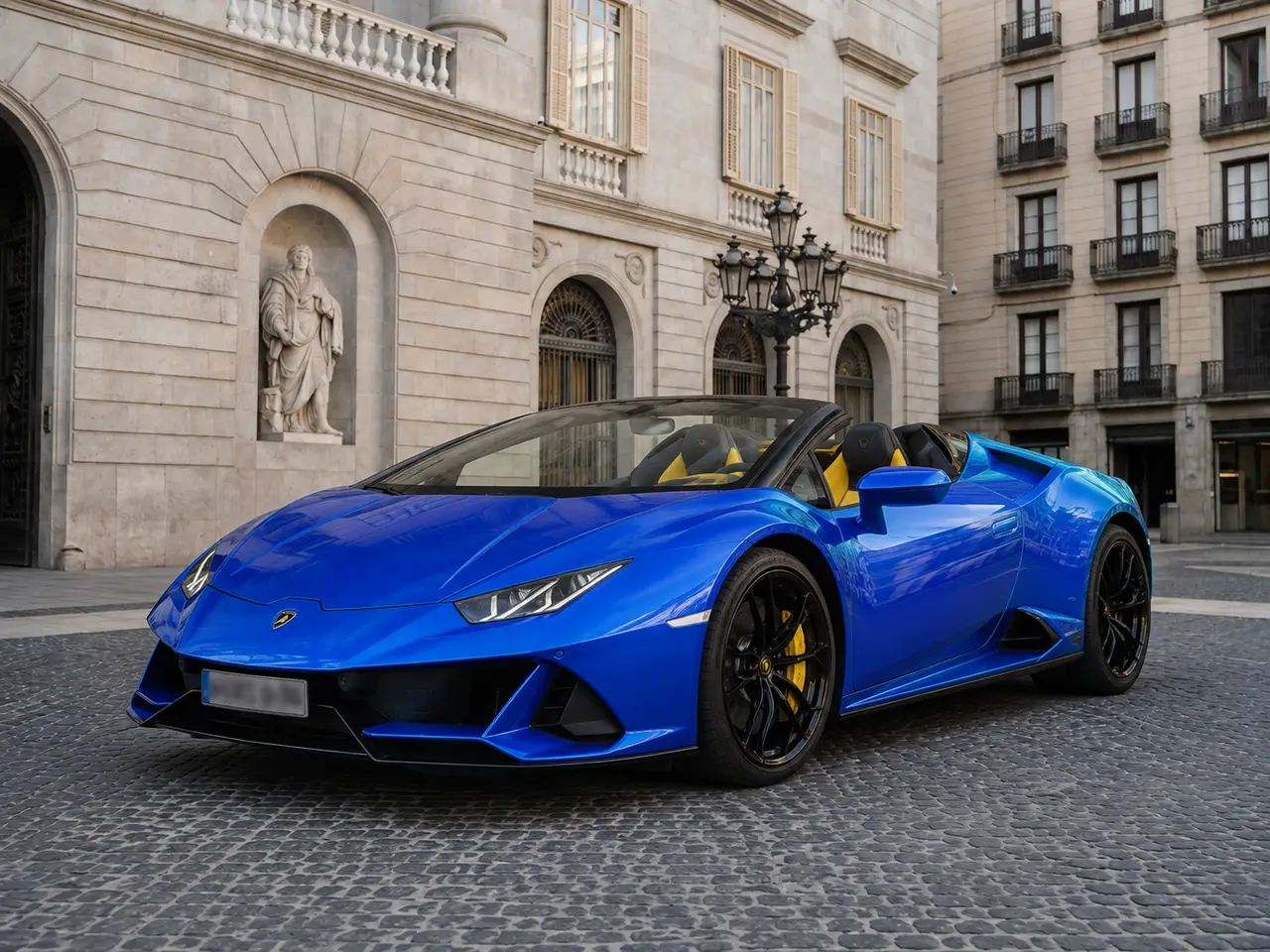 Lamborghini Huracan Evo Spyder 2022 — Rome Luxury Car Rental, Roma. La Lamborghini Huracán Evo Spyder 2022 porta in strada 640 CV erogati da un V10 aspirato…