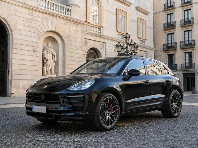 Lamborghini Urus S 2023 — Rome Luxury Car Rental, Roma