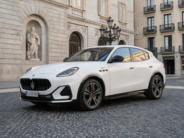 Maserati Grecale GT 2025 — Rome Luxury Car Rental, Rome