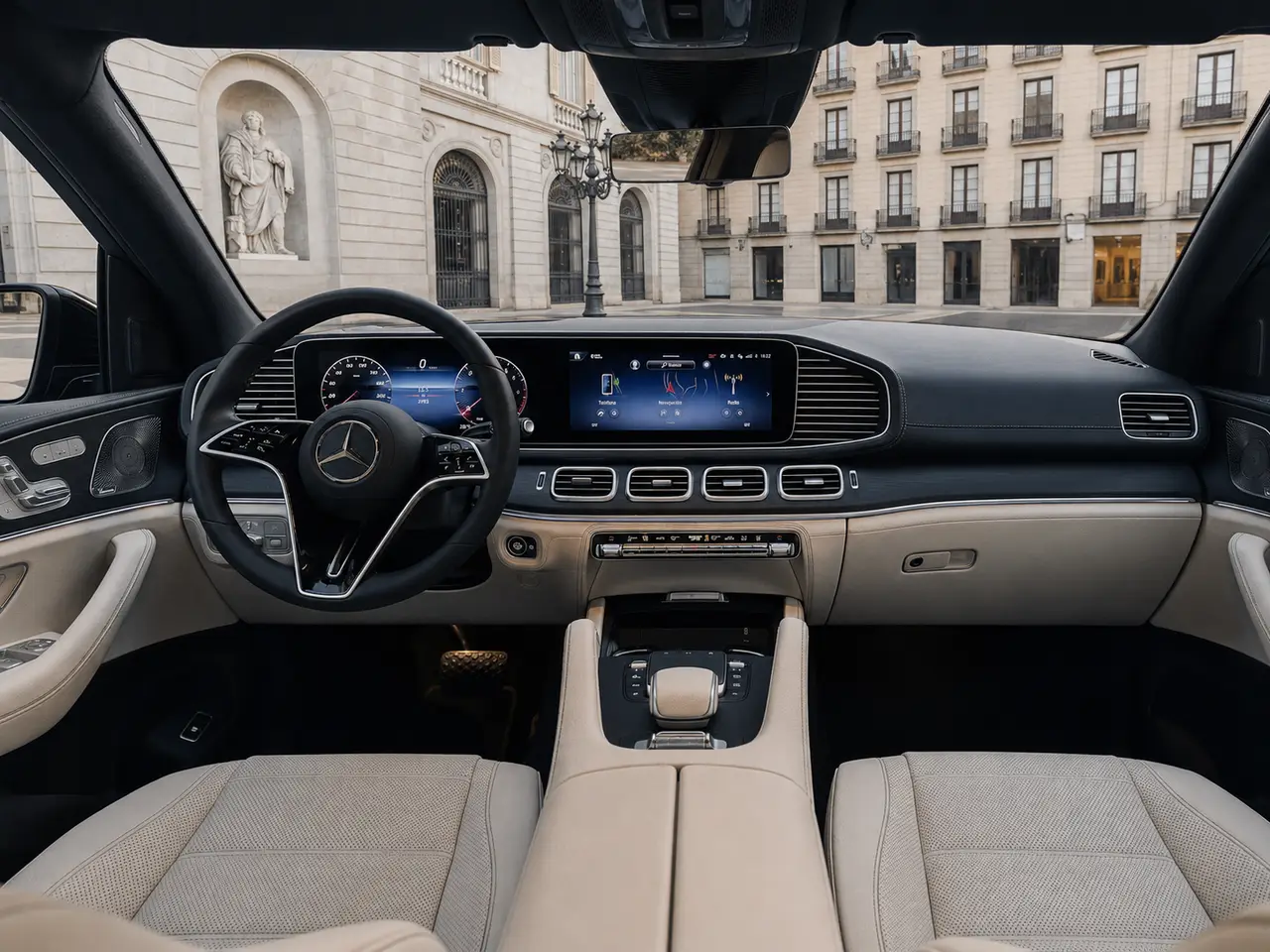 Mercedes Benz GLE 450 AMG 2024, interni — Rome Luxury Car Rental, Roma. Il Mercedes Benz GLE 450 AMG 2024 è un SUV che unisce la sportività tipica della sigla…